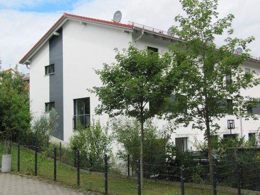 Außenansicht von Straßenseite.JPG