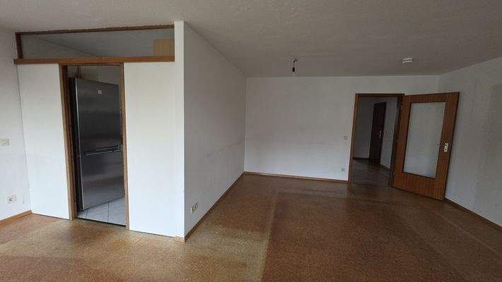 Wohn-Essbereich Zugang zur Küche