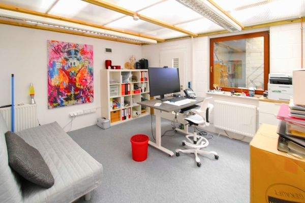 Büro - Hallenbereich