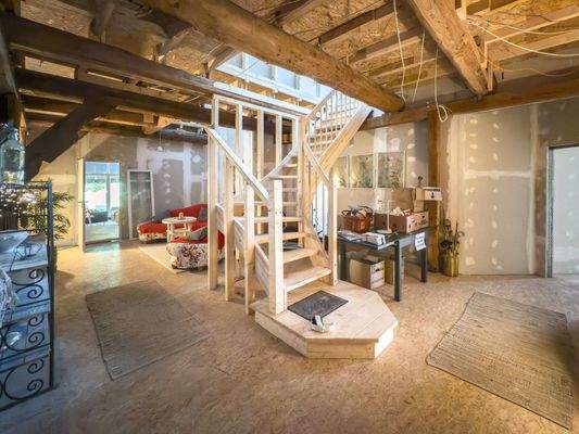 Treppenaufgang in der Diele im Hinterhaus