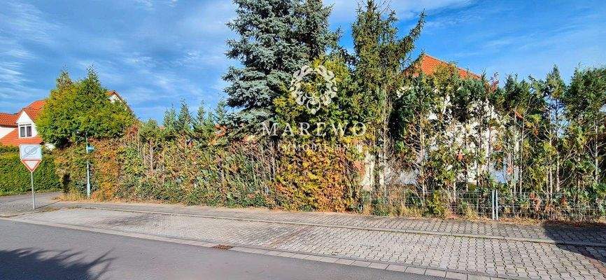 2x Außenstellplätze