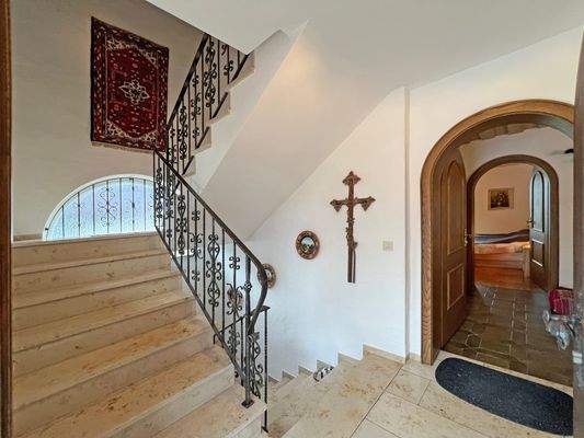 Treppenhaus Zugang Obergeschoss