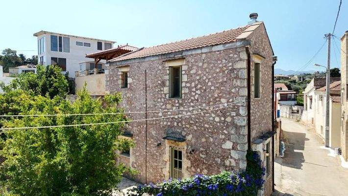 Kreta, Vamos: Traditionelle Steinvilla mit zwei Schlafzimmern, Garten und Erweiterungspotenzial