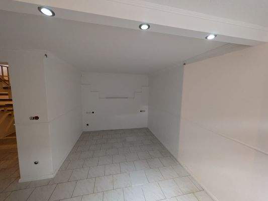 WhatsApp Image 2025-12-11 at 12.10.33