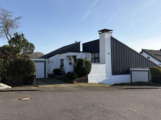 Vorder- und Seitenansicht