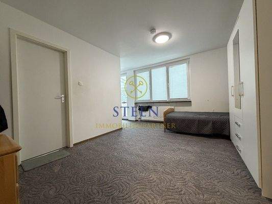 Großes Schlafzimmer