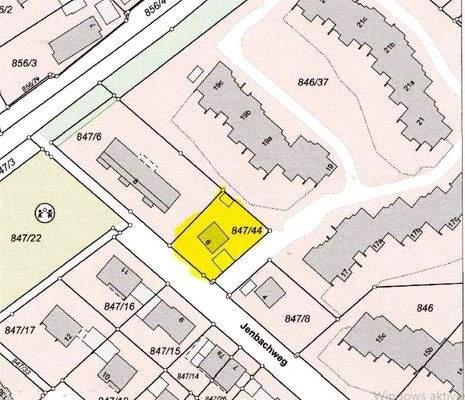 Grundstück (gelb gekennzeichnet)