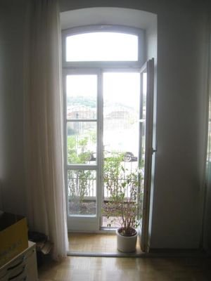 Fenster zur Straße