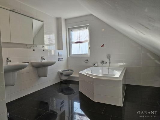 Badezimmer OG