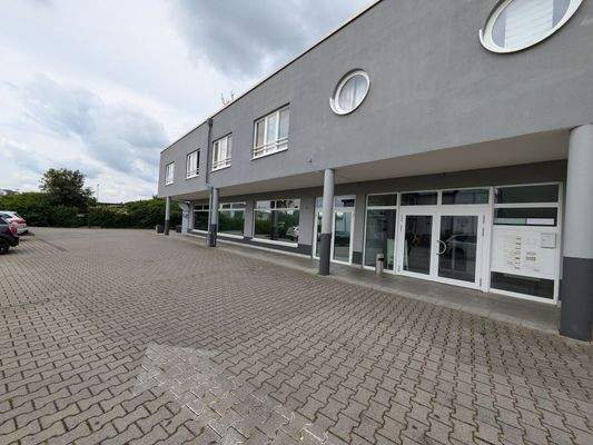 Vielseitige Gewerbefläche in Toplage von Bruchköbel (provisionsfrei)