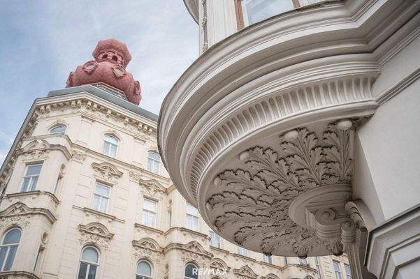 schöne Details in der Hausfassade