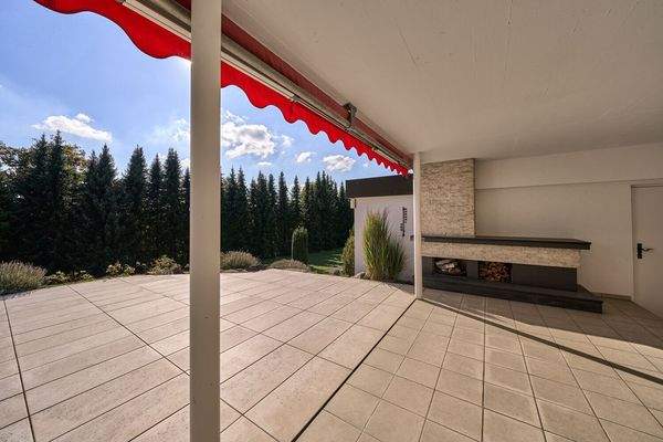 Innenhof inkl. Außenkamin