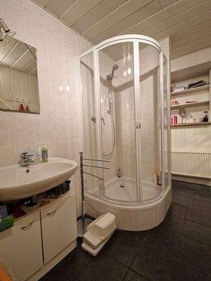 Badezimmer zum Saunabereich