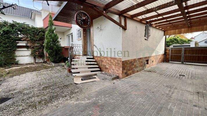 Hofeinfahrt Ansicht 2