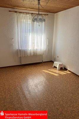 Kinderzimmer/Büro EG