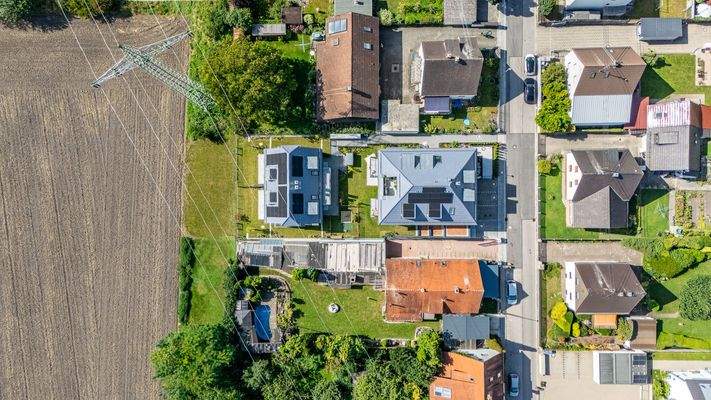 Blumenstr. 16a/b, Karlsfeld