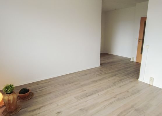 Wohnzimmer mit Blick zum Essbereich