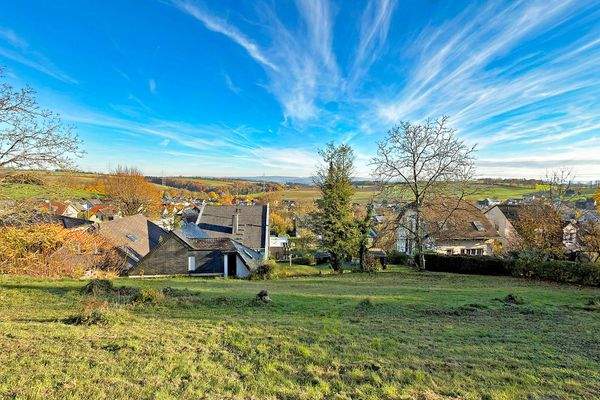 Weitblick vom oberen Gartenbereich