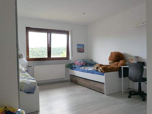 EG - großes Schlafzimmer und ...