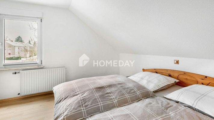 1. OG Schlafzimmer 2 1