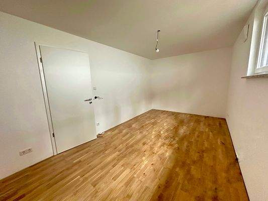 Schlafzimmer Ansicht 1