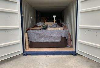 Möbellagerung im Container (2)