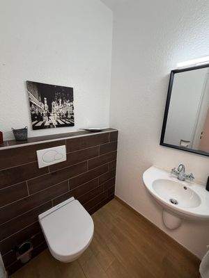 Modernes Badezimmer