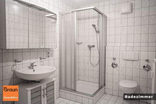3,5-Zimmer-ETW, Badezimmer