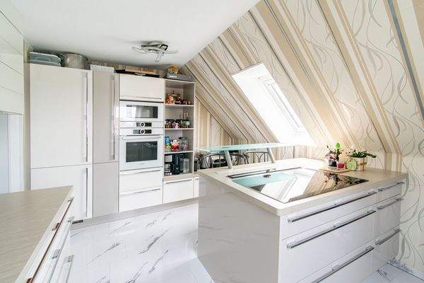 Küche Ansicht 2.jpg