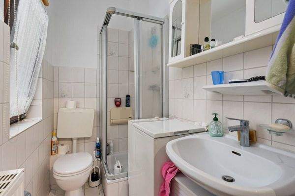 Badezimmer Wohnung 2