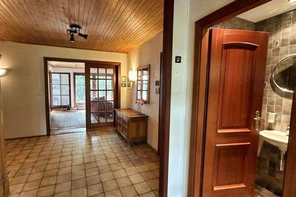 Eingangsbereich Diele, Gäste-WC