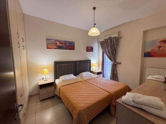 Kreta, Skaleta: Einfamilienhaus in einer Wohnanlage zu verkaufen