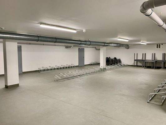 43. Gemeinschaft, Fahrradkeller 1