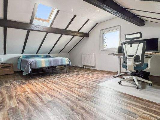 Zimmer 4 Dachgeschoss