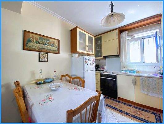 f58b0f823bc8406a9cdc9d4bf4cde6ca-original