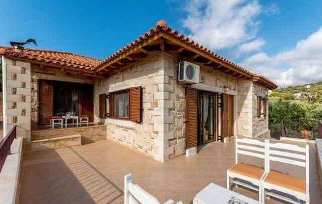 Kreta, Sisi: Einzigartiges Steinhaus mit Swimmingpool zum Verkauf