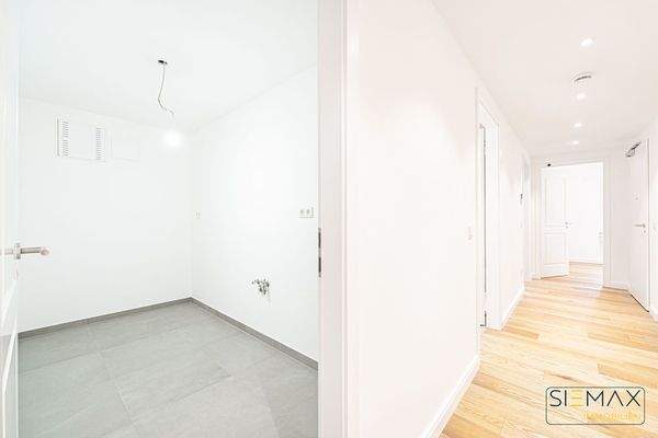 Hauswirtschaftsraum und Flur