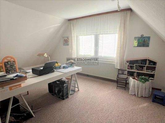 Zimmer mit Küchenanschlüssen