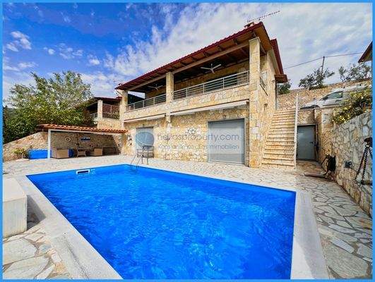 5d81469396264523ba433f0ef0244584-original