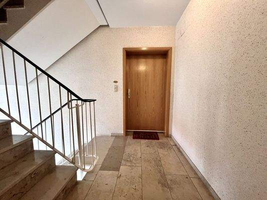 2026-3369-Wohnungseingangstüre