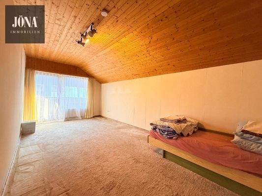 Zimmer 2 Dachgeschoss