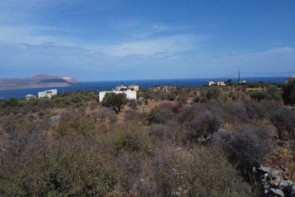 Kreta, Kokkino Chorio: Malerisches Grundstück mit Meerblick und Baurechten zu verkaufen