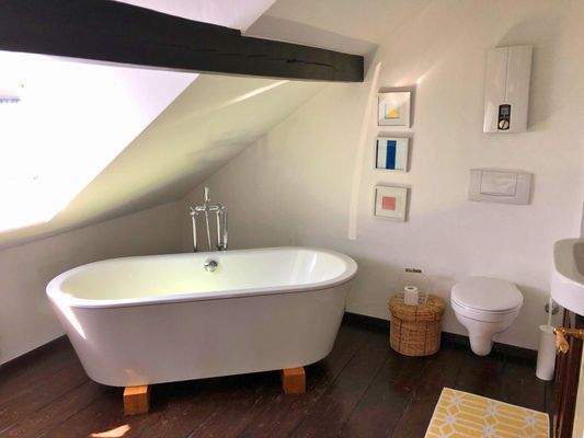 Stilvolles Bad - freistehende Badewanne