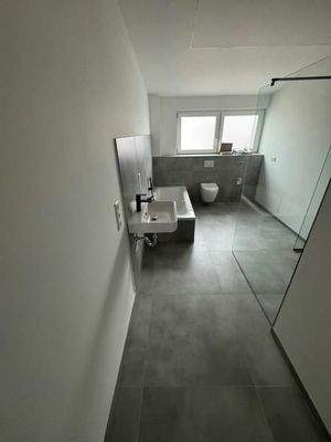 26 Bad mit Wa Du WC Hygiene WM-Anschluß