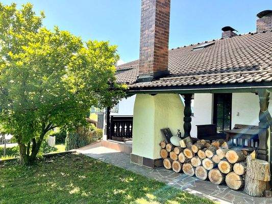 Gartenblick zum Freisitz