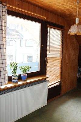 Zimmer I, Balkonzugang.JPG