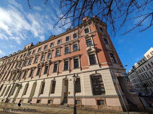 Wohn- & Geschäftsgebäude