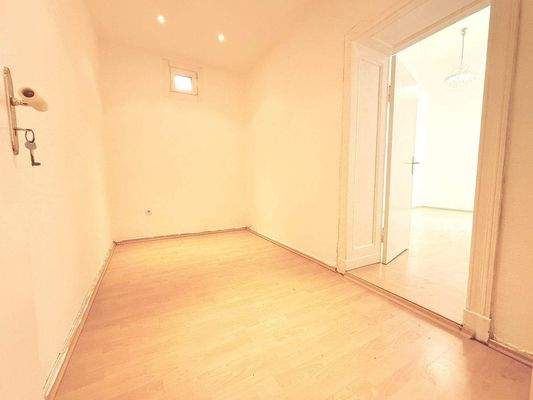 Durchgangzimmer (2).jpeg