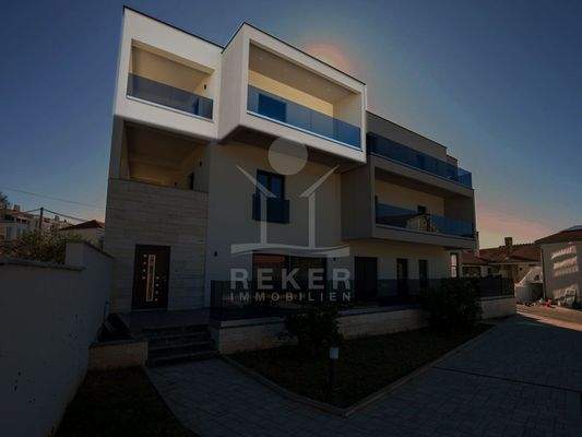 Neubauwohnung nur 50 m vom Meer entfernt