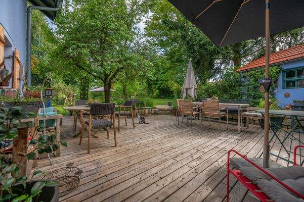 Terrasse zum entspannen und feiern